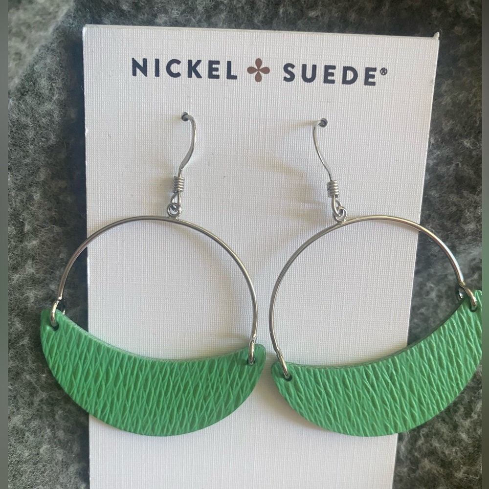 Nickel & Suede small cool jade aster leather earrings w silver tone hardware.